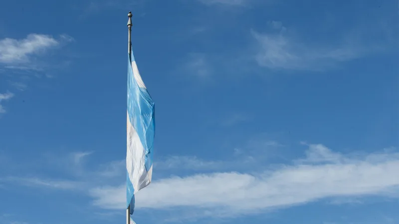 Argentina deve apresentar nova oferta de dívida, diz presidente