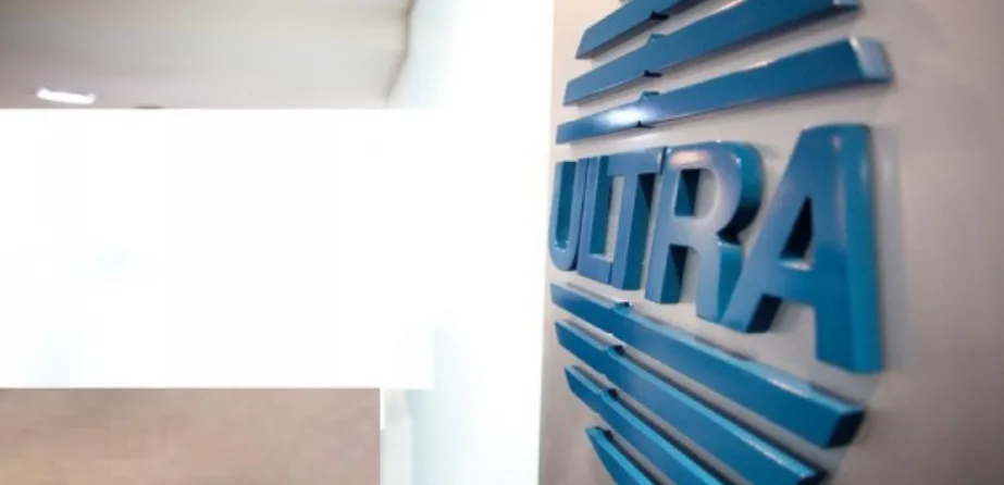 Lucro da Ultrapar diminui quase 50% no trimestre e fica em R$ 120,7 milhões
