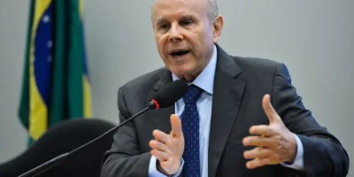 Lava Jato investiga possibilidade de propina da Odebrecht a ex-ministros do PT