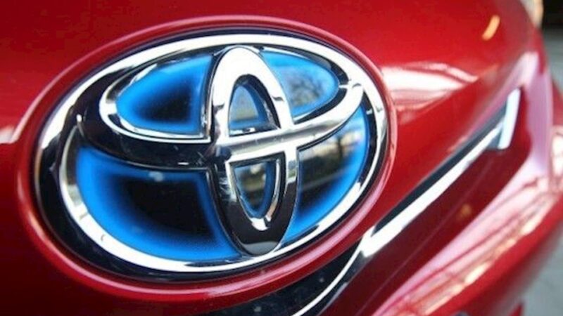 Toyota e Suzuki fazem aliança com participação acionária