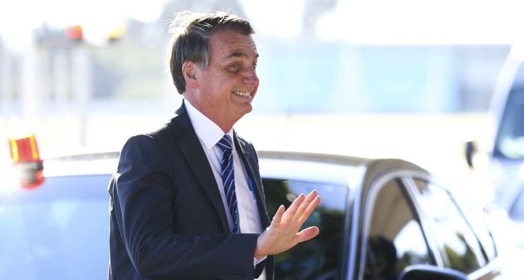 Acordo automotivo entre Brasil e Paraguai deve sair quinta, diz Bolsonaro
