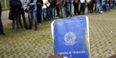 Desemprego aumenta em maio e chega a 11,4%, diz IBGE