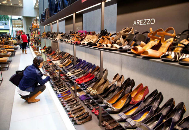 Arezzo (ARZZ3) anuncia retomada de atividade da loja em Campo Bom