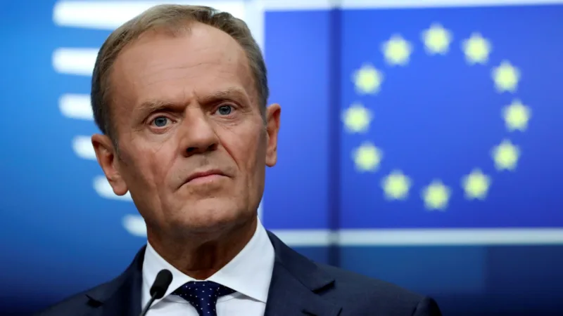 Queimadas na Amazônia dificultam pacto de livre comércio, diz Tusk