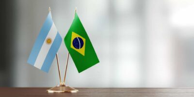 Argentina e Brasil fazem acordo automotivo que prevê livre-comércio em 10 anos