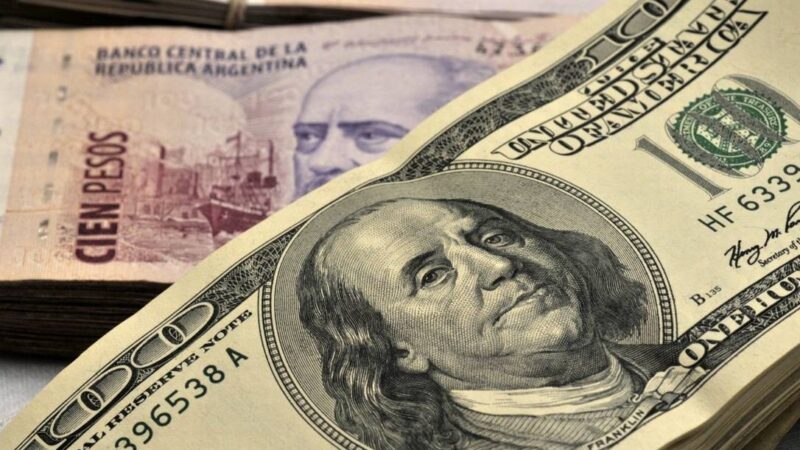 Dólar registra forte queda de 2,079% e fecha cotado a R$ 5,458