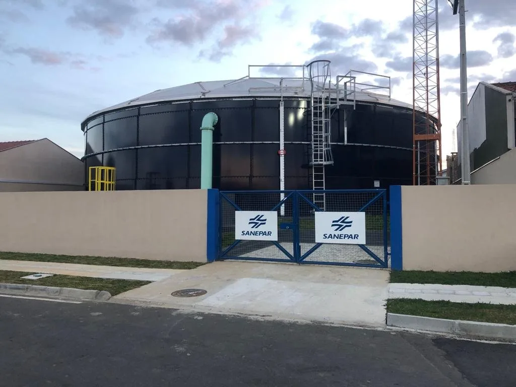 A Sanepar (SAPR4) informou que seu Conselho aprovou a adesão a programa que abate 60% de uma multa ambiental da empresa.