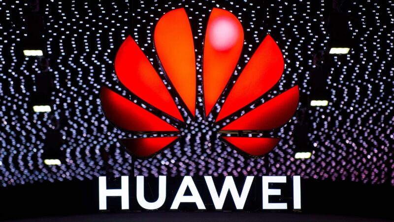 EUA permitem empresas trabalharem com Huawei em padrões 5G
