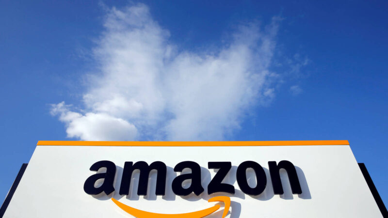 Governo Trump planeja incluir Amazon em lista de vendedores piratas