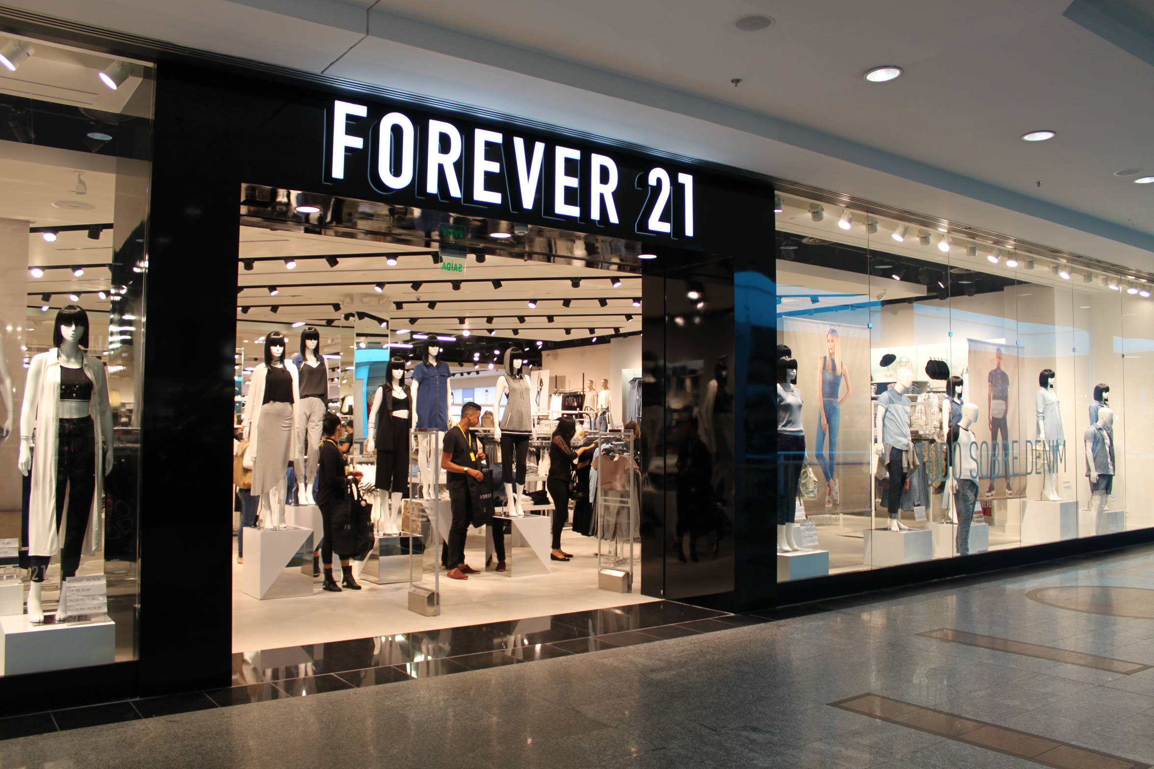 Forever 21 anuncia pedido de recuperação judicial nos Estados