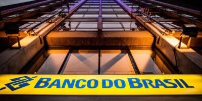 Banco do Brasil (BBAS3) suspende anúncios em acusados de ‘fake news’