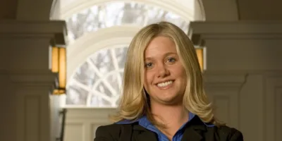 Principal colaboradora de Warren Buffett deixa Berkshire Hathaway