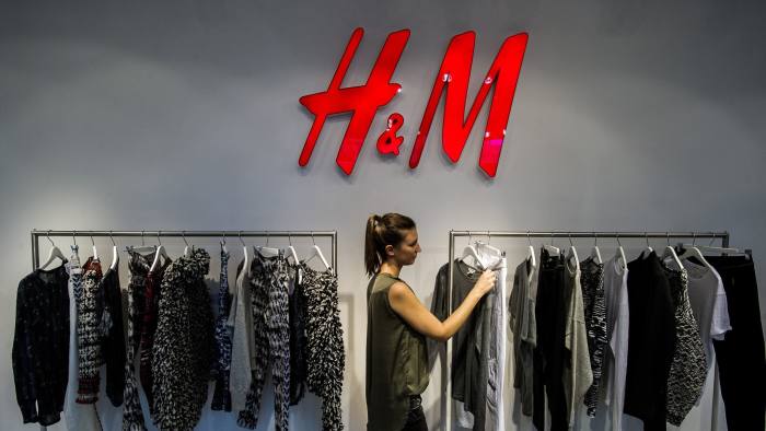 H&M se junta a Vans em boicote a compra de couro brasileiro, diz site