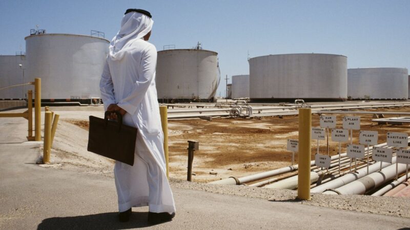 Plano de IPO da Saudi Aramco permanece, diz governo saudita