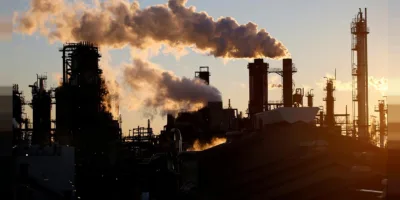 Atividade industrial da zona do euro chega ao pior nível em sete anos