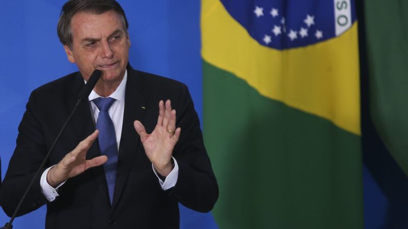 Presidente Bolsonaro anuncia saída do PSL e cria novo partido