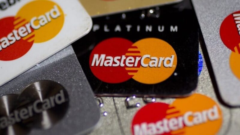 Mastercard cancela aumento de tarifa de intercâmbio em cartões de crédito