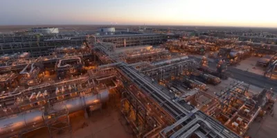 Bases de petróleo na Arábia Saudita sofrem incêndio