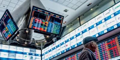 Ibovespa abre em alta de 1,7%, se aproximando dos 100 mil pontos