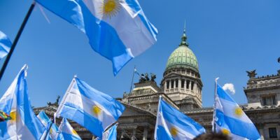 Argentina: presidente do Banco Central diz que “é possível” um default