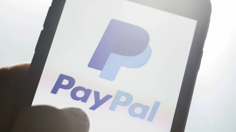 PayPal apresenta lucro ajustado de US$ 723 mi no 3º tri