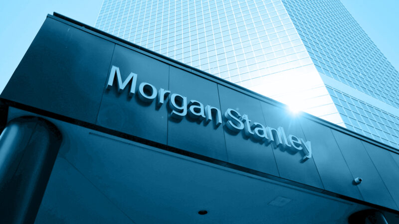 Morgan Stanley amplia lucro líquido em 45% no 2T20