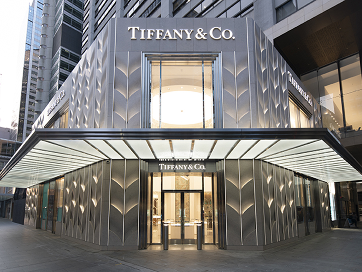Dona da Louis Vuitton faz oferta de US$ 14,5 bilhões pela Tiffany