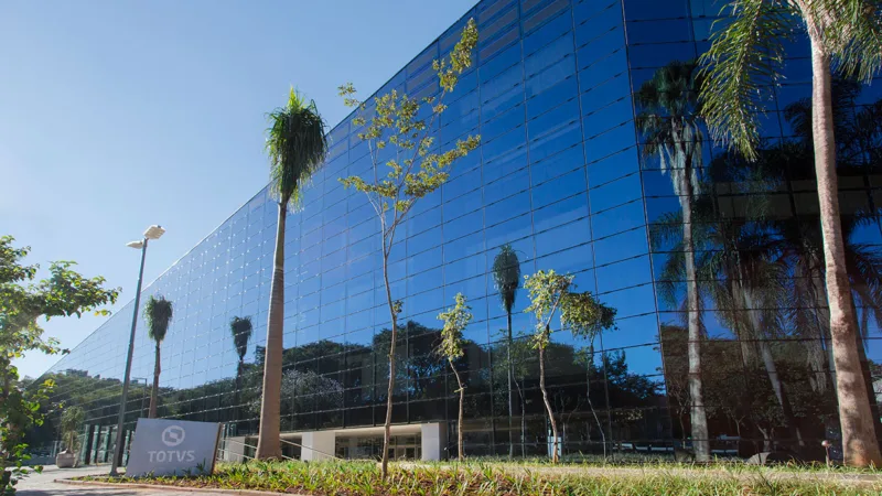 TOTVS (TOTS3) anuncia emissão R$ 200 milhões em debêntures