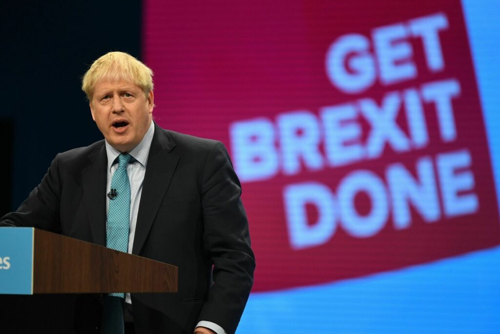 O primeiro-ministro afirmou que o Reino Unido deixaria o bloco europeu no dia 1º de janeiro sem um acordo comercial