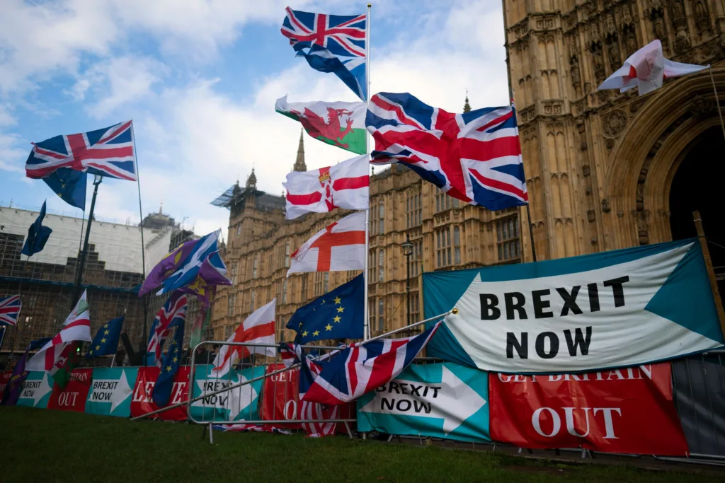 Brexit: após mais de três anos, Reino Unido sairá oficialmente da UE nesta sexta