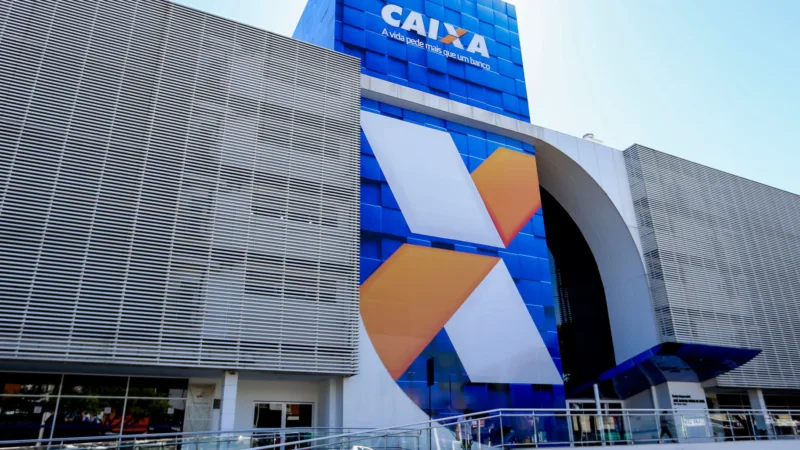 Caixa reduz juros do crédito, mas bancos do varejo ainda não acompanham