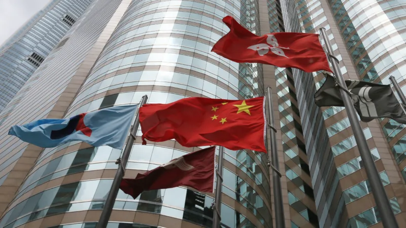 China acusa EUA de interferência em assuntos internos