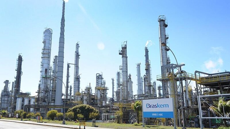 Braskem (BRKM5) interrompe operação no México por falta de gás