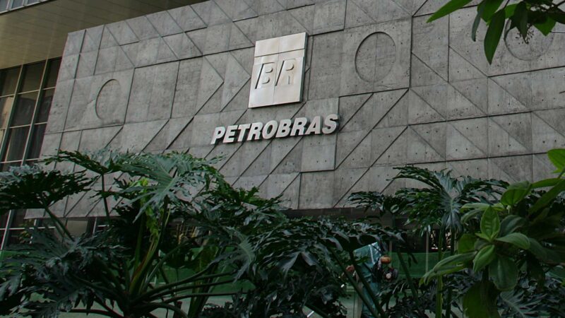 Petrobras (PETR4) confirma proposta da Compass por Gaspetro