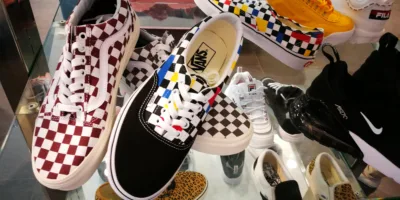 Arezzo tem compra da Vans aprovada pelo Cade