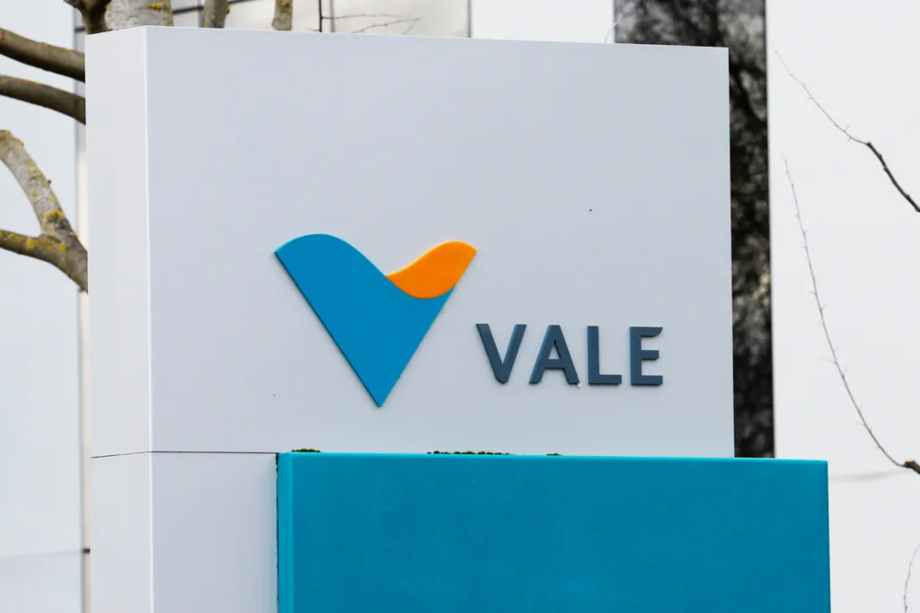 Ações da Vale já caíram mais de 40% nos últimos seis meses, com nova pressão no minério de ferro e resultado trimestral abaixo do esperado - Foto: Divulgação