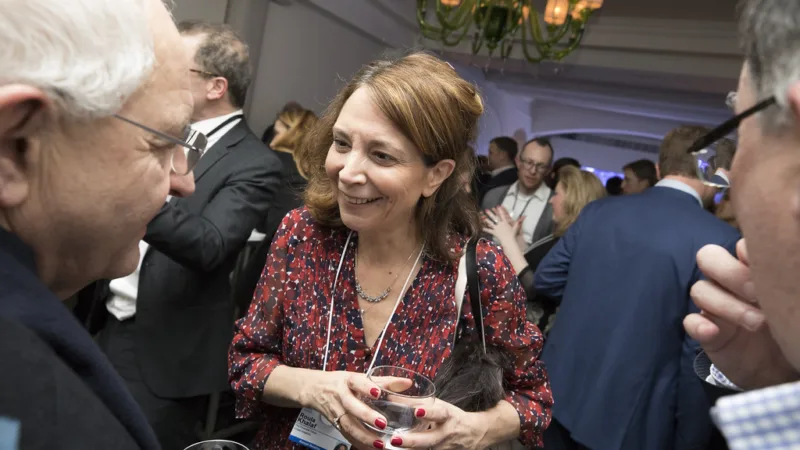 Financial Times terá primeira mulher como nova editora-chefe