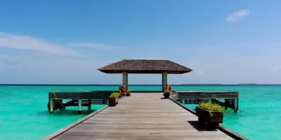 Três ações que podem ser compradas pelo valor de um pacote de viagens