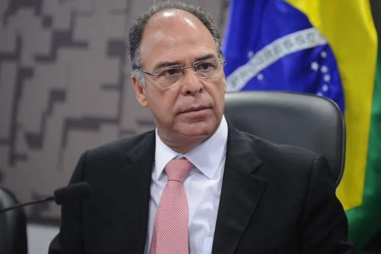 Volta da CPMF não está descartada, diz líder do governo no Senado