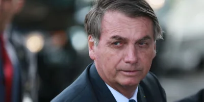 Coronavoucher: Bolsonaro diz que auxílio ‘tem limite’