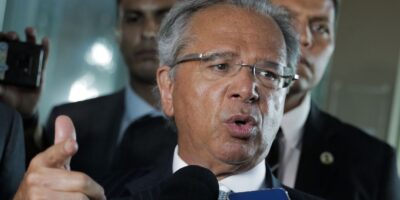 Coronavírus: Paulo Guedes anunciará medidas até segunda-feira