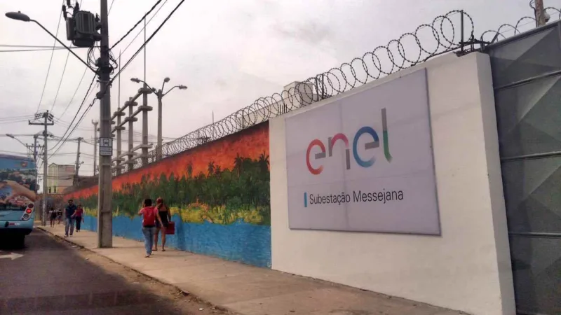 Enel é criticada por Caiado, propondo que EDP assuma a concessão