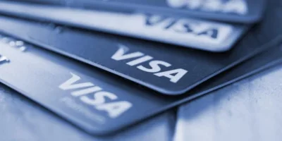 Visa oferecerá cashback para compras em cartões de débito
