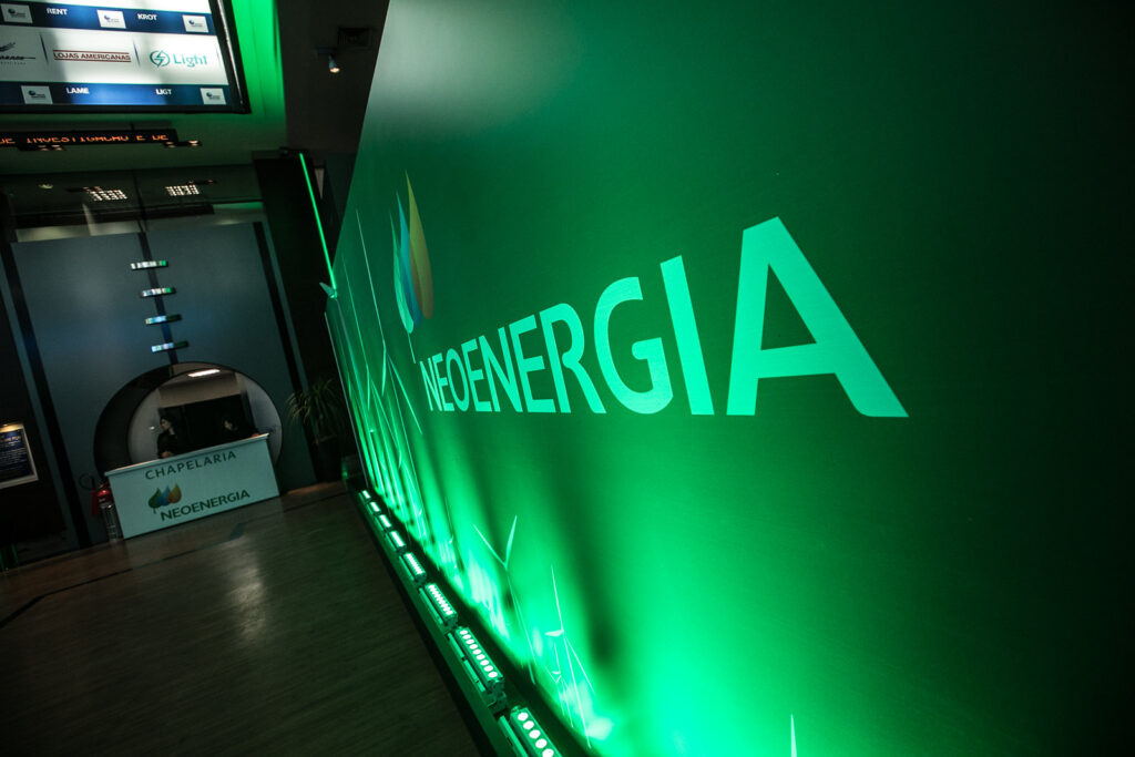 Neoenergia (NEOE3) anuncia pagamento de R$ 301,37 milhões em dividendos