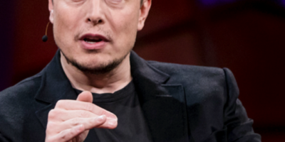 Elon Musk disse que poderia discutir possível proposta de fusão para a Tesla