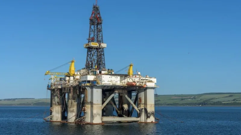 Petrobras (PETR4) inicia fase vinculante para venda dos campos Merluza e Lagosta
