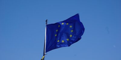 UE anuncia programa de apoio a empresa afetadas pela pandemia