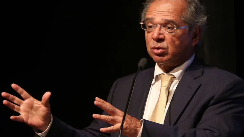 Paulo Guedes pede ajuda internacional para preservar Amazônia