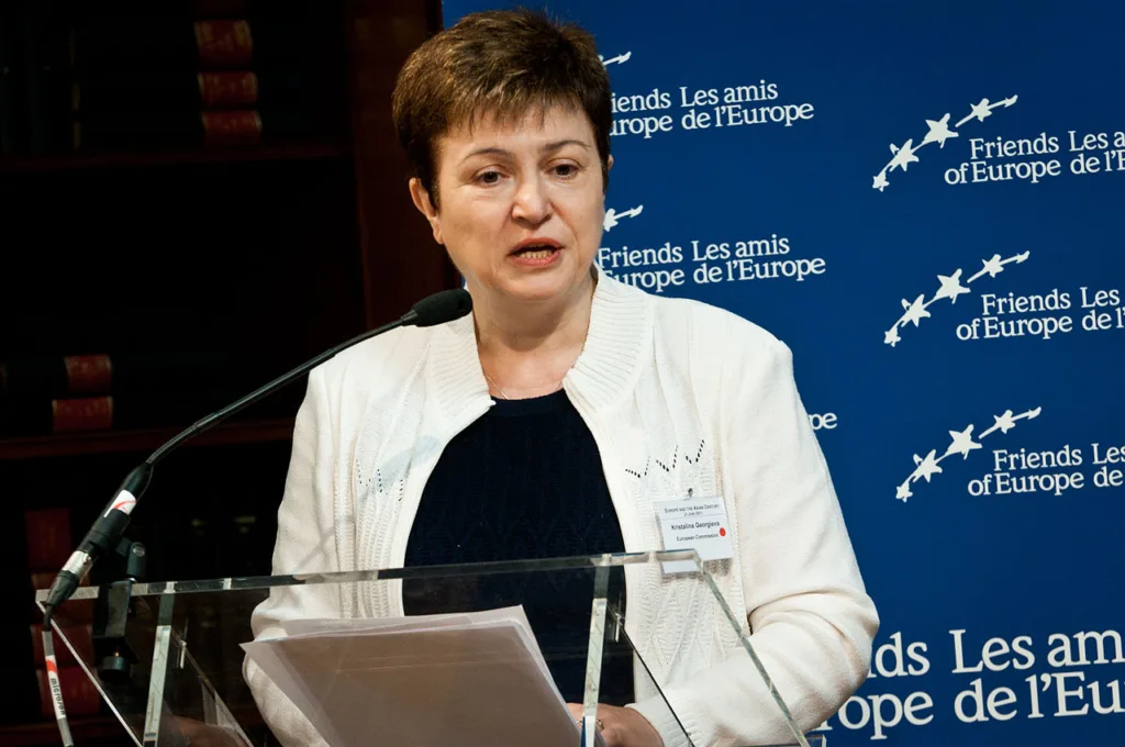 A diretora-gerente do FMI, Kristalina Georgieva, também afirmou que o dólar deve seguir como moeda de reserva internacional por pelo menos os próximos dez anos - Foto: Divulgação/FMI