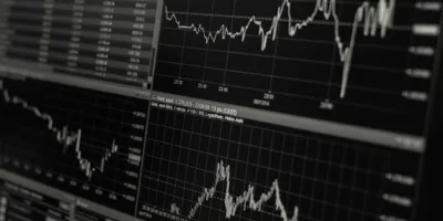 Índices futuros de NY operam em queda nesta sexta-feira